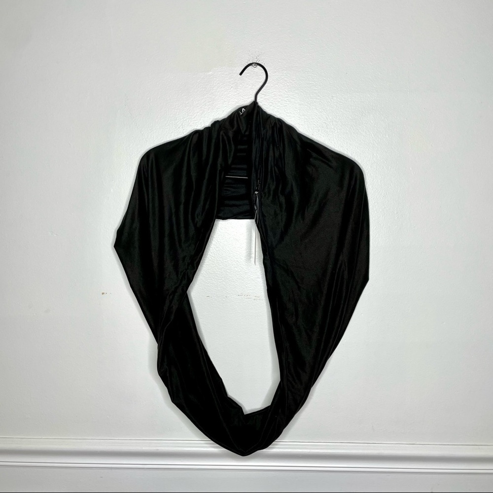Beyond Yoga Pocket Infinity Scarf Black NWT